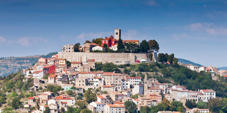 Deymos/Shutterstock.com