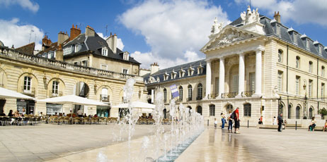 Tomasz Parys/Shutterstock.com