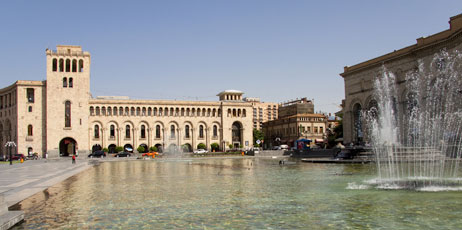 Tomasz Parys/Shutterstock.com